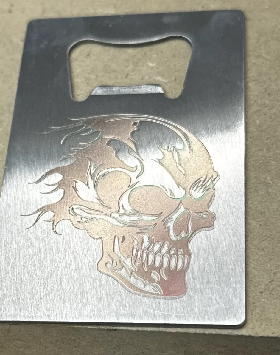 Memento mori skull engraving variant